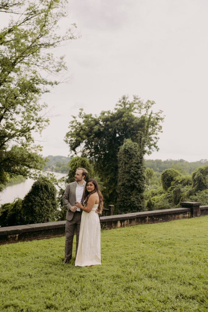 Vintage-inspired engagement photos at the Bleak House