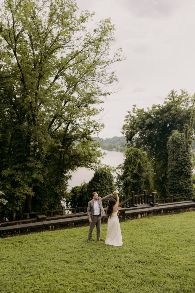Elegant engagement session at the bleak house knoxville tennessee