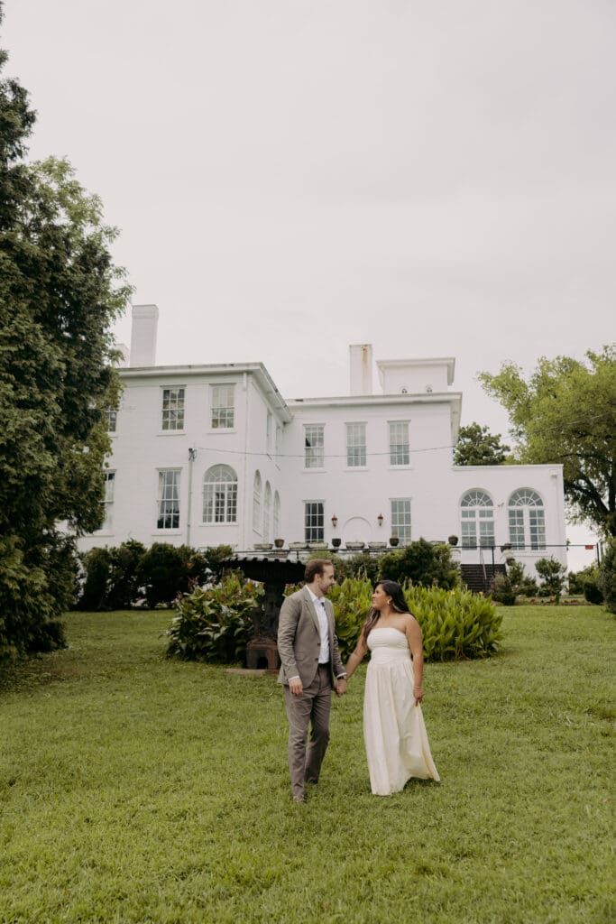 Luxurious engagement photos at the Bleak House