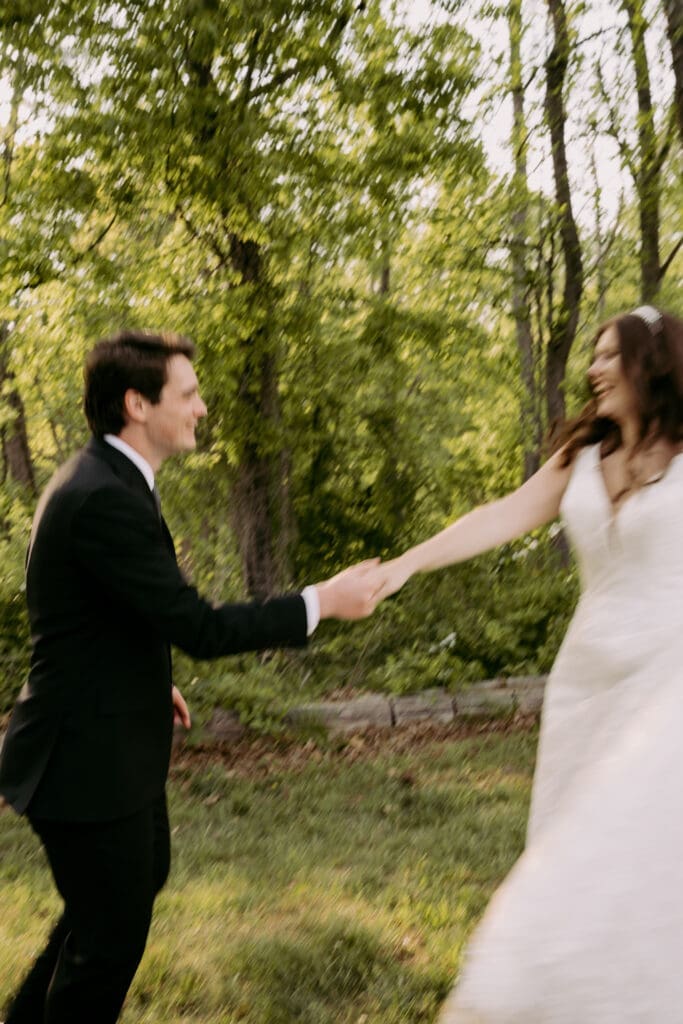 candid wedding photography