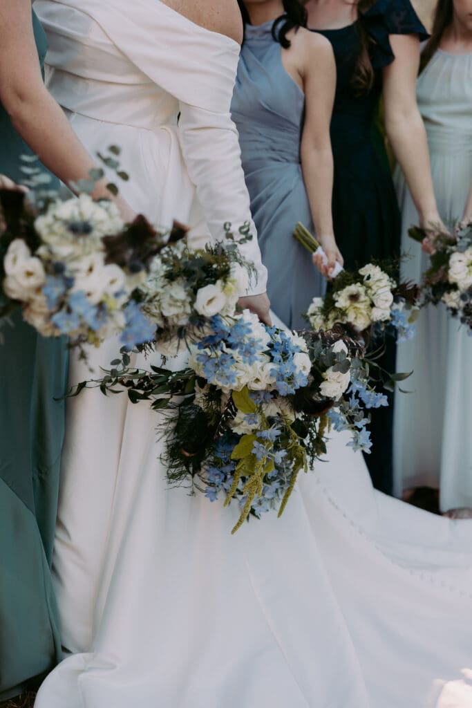 winter blue florals at pepper pavilion