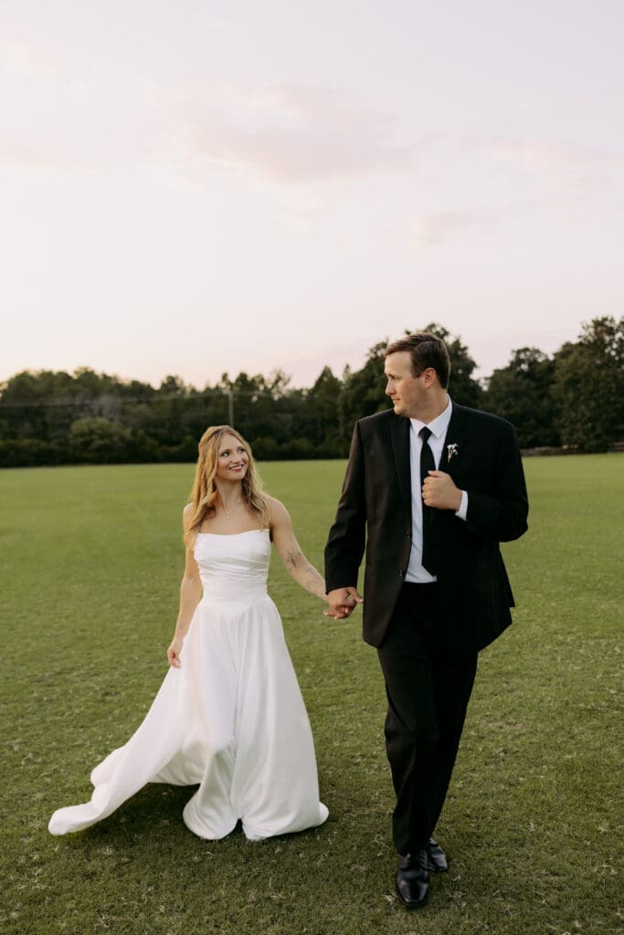 golden hour bride and groom portraits at twin fields estate, timeless wedding photos